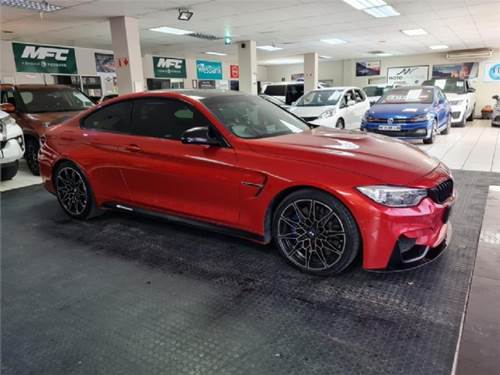 BMW M4 Coupe M-DCT