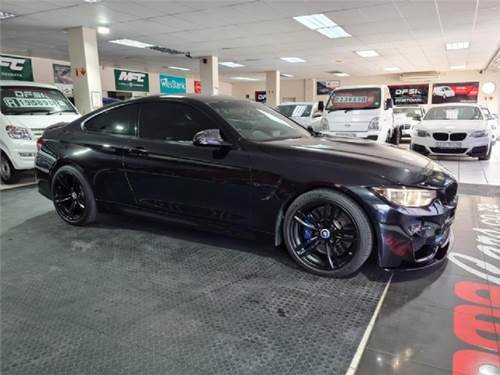 BMW M4 Coupe M-DCT Pure Edition