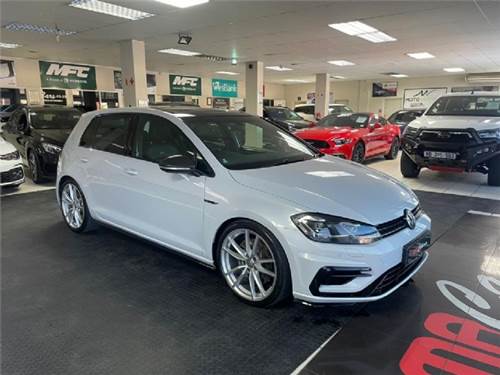 Volkswagen (VW) Golf 7 R 2.0 TSi R DSG (213 kW)