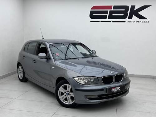 BMW 118i (E87)