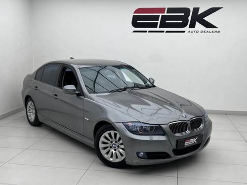 BMW 320i (E90) II