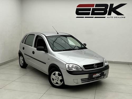 Opel Corsa 1.4 Comfort 5 Door A/C