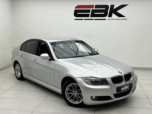 BMW 320i (E90) II