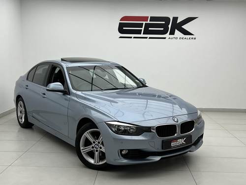 BMW 320i (F30) Auto