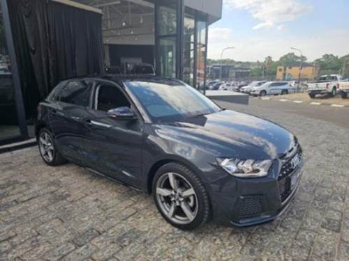 Audi A1 Sportback 1.0 T FSi Advanced S-tronic (30 TFSI)