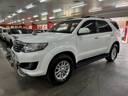 Toyota Fortuner III 3.0 D-4D 4x4 Auto