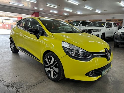 Renault Clio IV 900T (66kW) Dynamique 5 Door