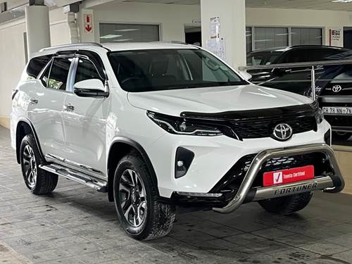 Toyota Fortuner VI 2.4GD-6 Auto 4x4