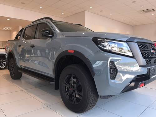 Nissan Navara 2.5 DDTi Pro-4X Double Cab Auto 4x4