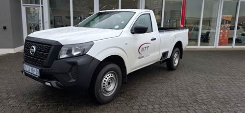 Nissan Navara 2.5 DDTi SE