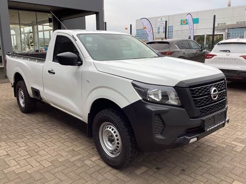 Nissan Navara 2.5 DDTi SE