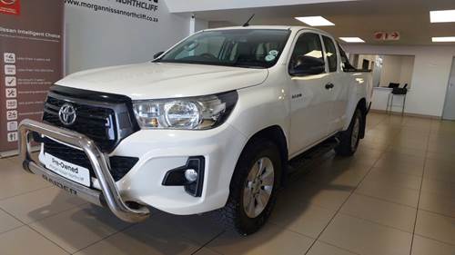 Toyota Hilux 2.4 GD-6 RB SRX Extra Cab Auto