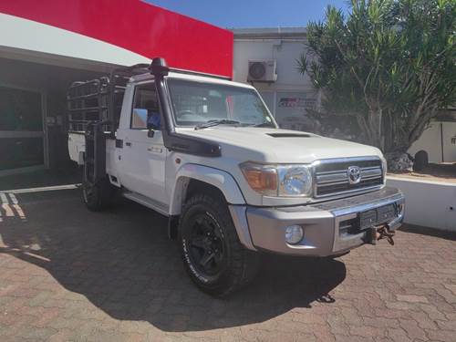 Toyota Land Cruiser 79 4.5 Diesel Pick Up