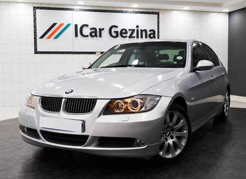 BMW 323i (E90) Auto II