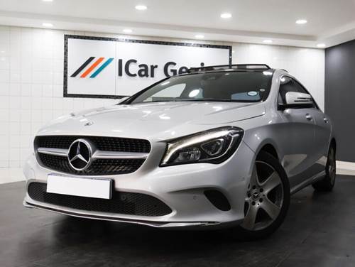 Mercedes Benz CLA 200 Auto ()