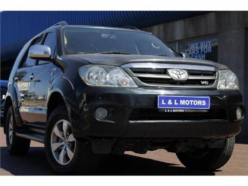 Toyota Fortuner I 4.0 V6 4X4