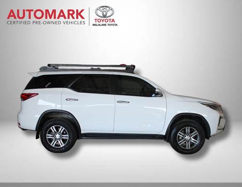 Toyota Fortuner V 2.4 GD-6 Raised Body Auto