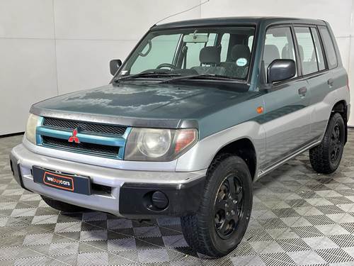 Mitsubishi Pajero iO 1.8 5 Door