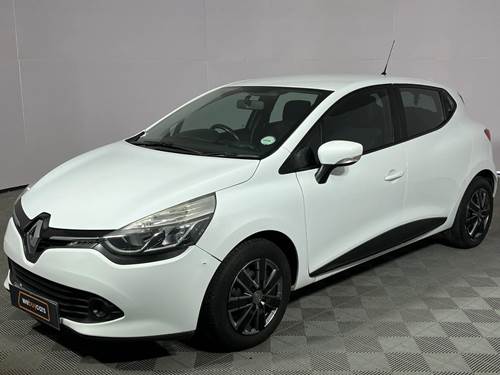 Renault Clio IV 900T (66kW) Expression 5 Door