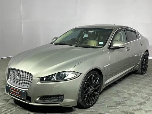 Jaguar XF 2.0 i4 Premium Luxury