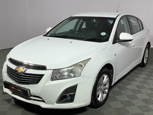 Chevrolet Cruze 1.6 LS Hatch Back