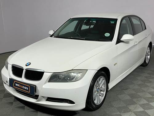 BMW 320i (E90)