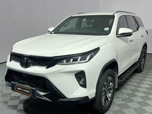 Toyota Fortuner VI 2.8GD-6 VX Auto 