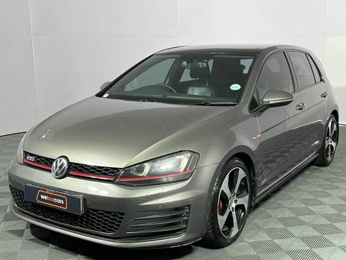 Volkswagen (VW) Golf 7 GTi 2.0 TSi DSG