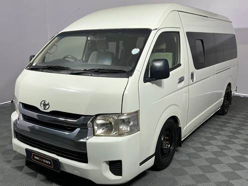 Toyota Quantum HIACE 2.5 D-4D 14 Seat