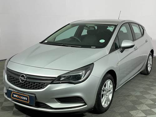 Opel Astra 1.0 T Essentia 5 Door