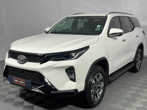 Toyota Fortuner VI 2.4GD-6 Raised Body Auto