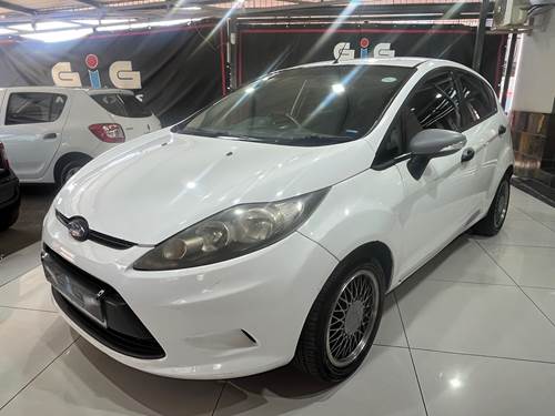 Ford Fiesta 1.4i (71 kW) Ambiente Hatch Back