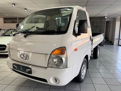 Hyundai H100 2.6i D Chassis Cab