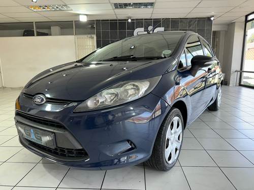 Ford Fiesta 1.4i (71 kW) Ambiente Hatch Back