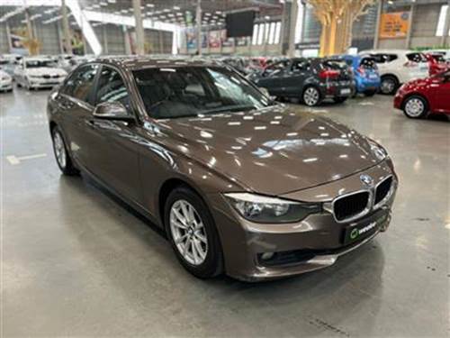 BMW 320i (F30) Steptronic