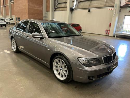 BMW 750i (E65) Auto