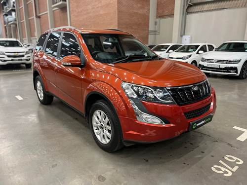 Mahindra XUV 500 2.2D (W8) mHawk 7 Seater 4x4