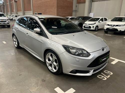 Ford Focus 2.0 GTDi ST3 5 Door