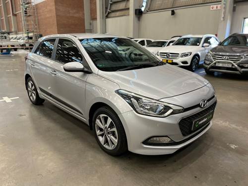 Hyundai i20 1.4 (74 kW) Fluid Auto