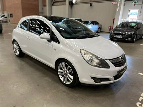 Opel Corsa 1.4 Sport 3 Door (66 kW) Sunroof