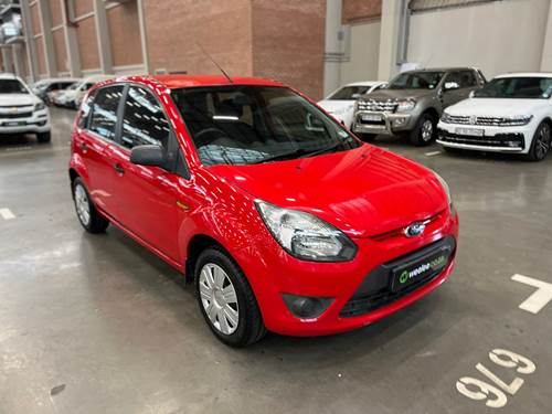 Ford Figo 1.4i Ambiente 5-Door Hatch Back