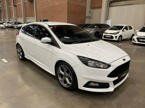 Ford Focus 2.0 Ecoboost ST1