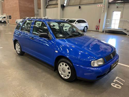 Volkswagen (VW) Polo Playa 1.6