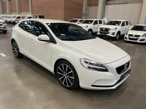 Volvo V40 D2 Kinetic Geartronic