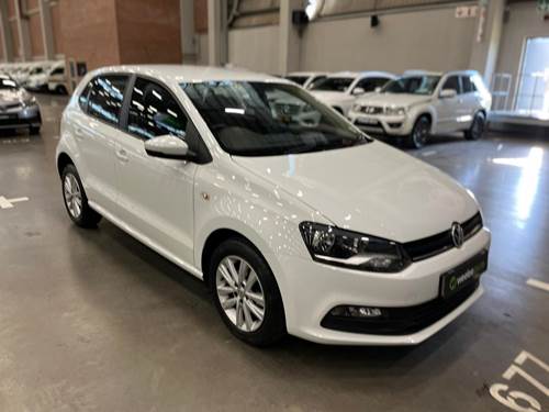 Volkswagen (VW) Polo Vivo 1.6 Hatch Comfortline Tiptronic 5 Door