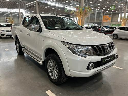 Mitsubishi Triton 2.4 Di-DC Double Cab Auto 4x2