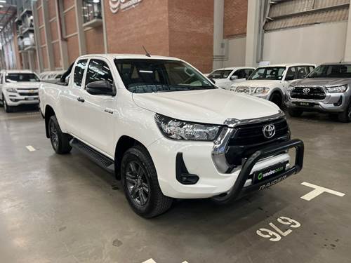 Toyota Hilux 2.4 GD-6 RB Raider Extra Cab Auto