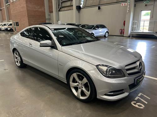 Mercedes Benz C 250 Blue Efficiency Coupe 7G-Tronic