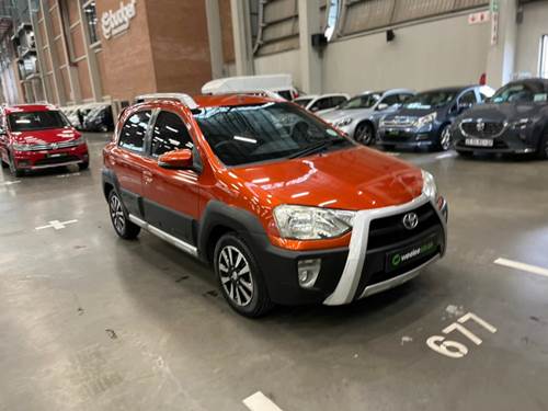 Toyota Etios Cross 1.5 Xs Hatch