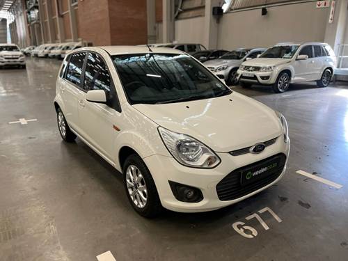 Ford Figo 1.4i Trend 5-Door Hatch Back